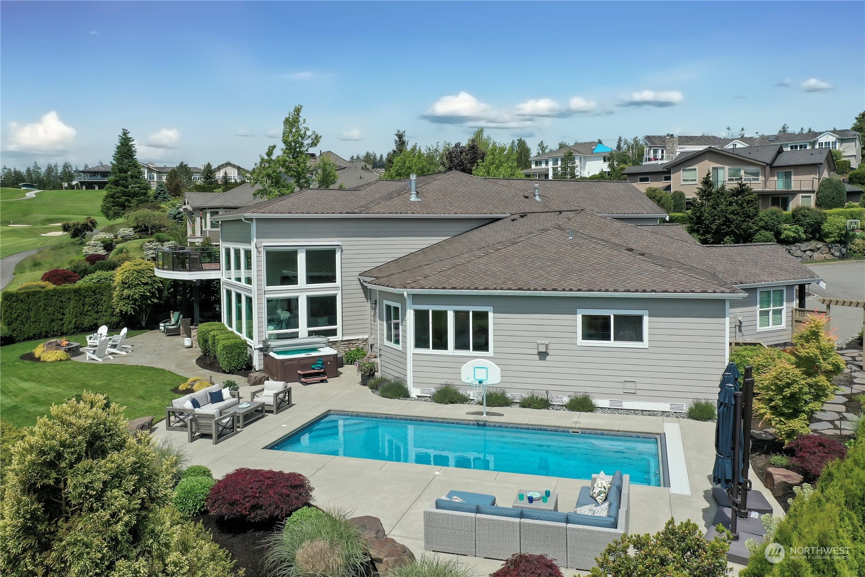 7319 Inverness Lane SE