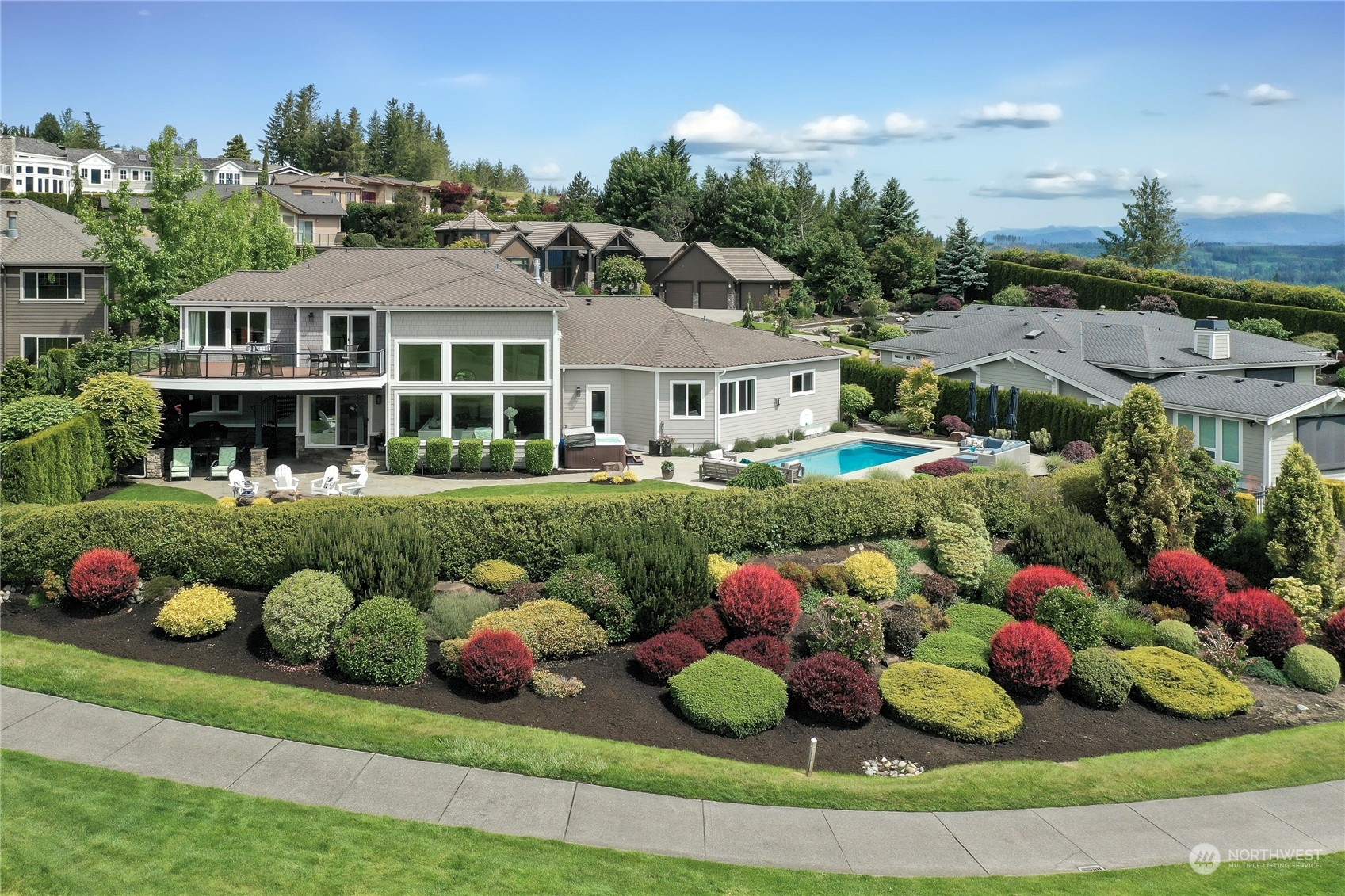 7319 Inverness Lane SE