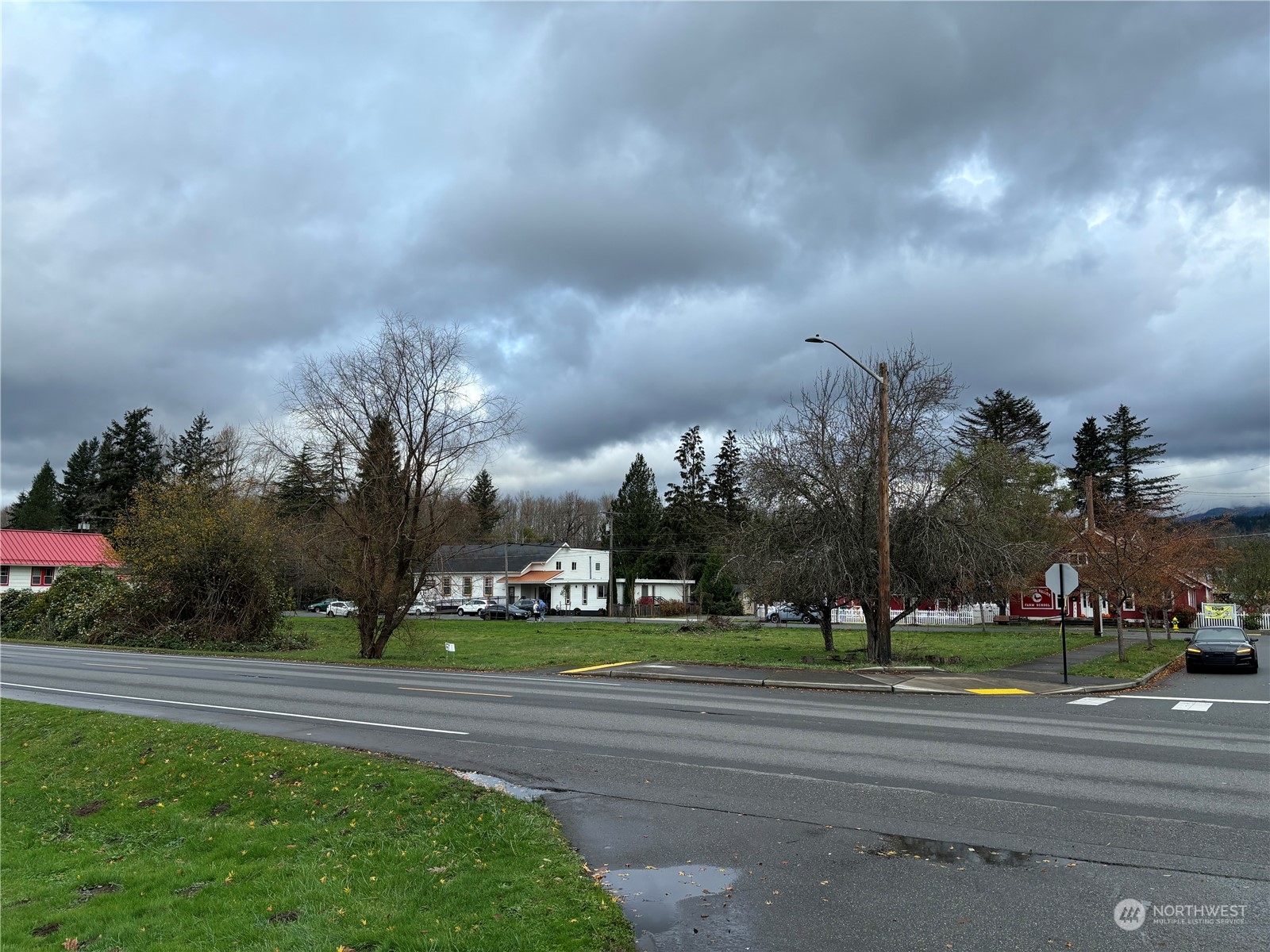 8437 Falls Avenue SE