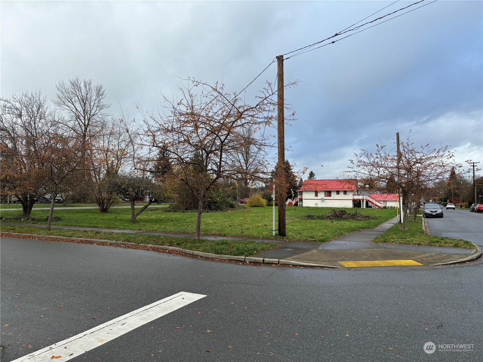 8437 Falls Avenue SE