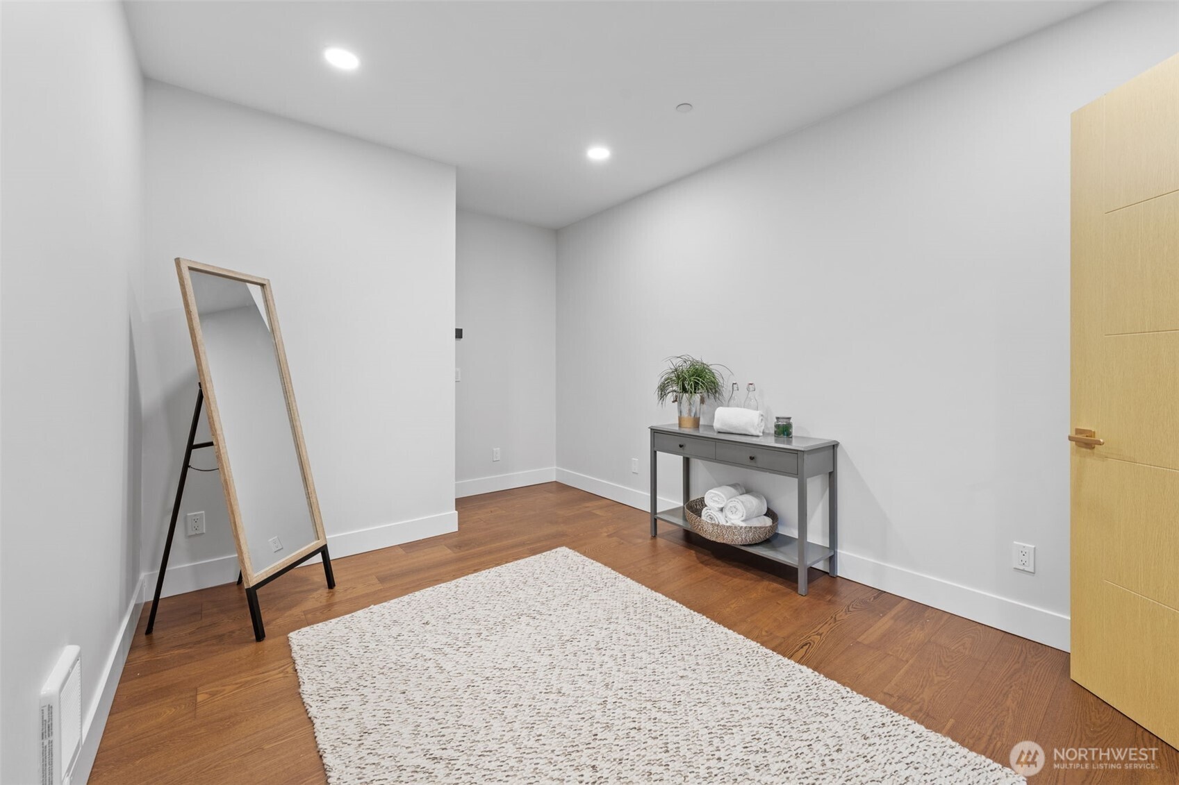 7903 240th Street SW