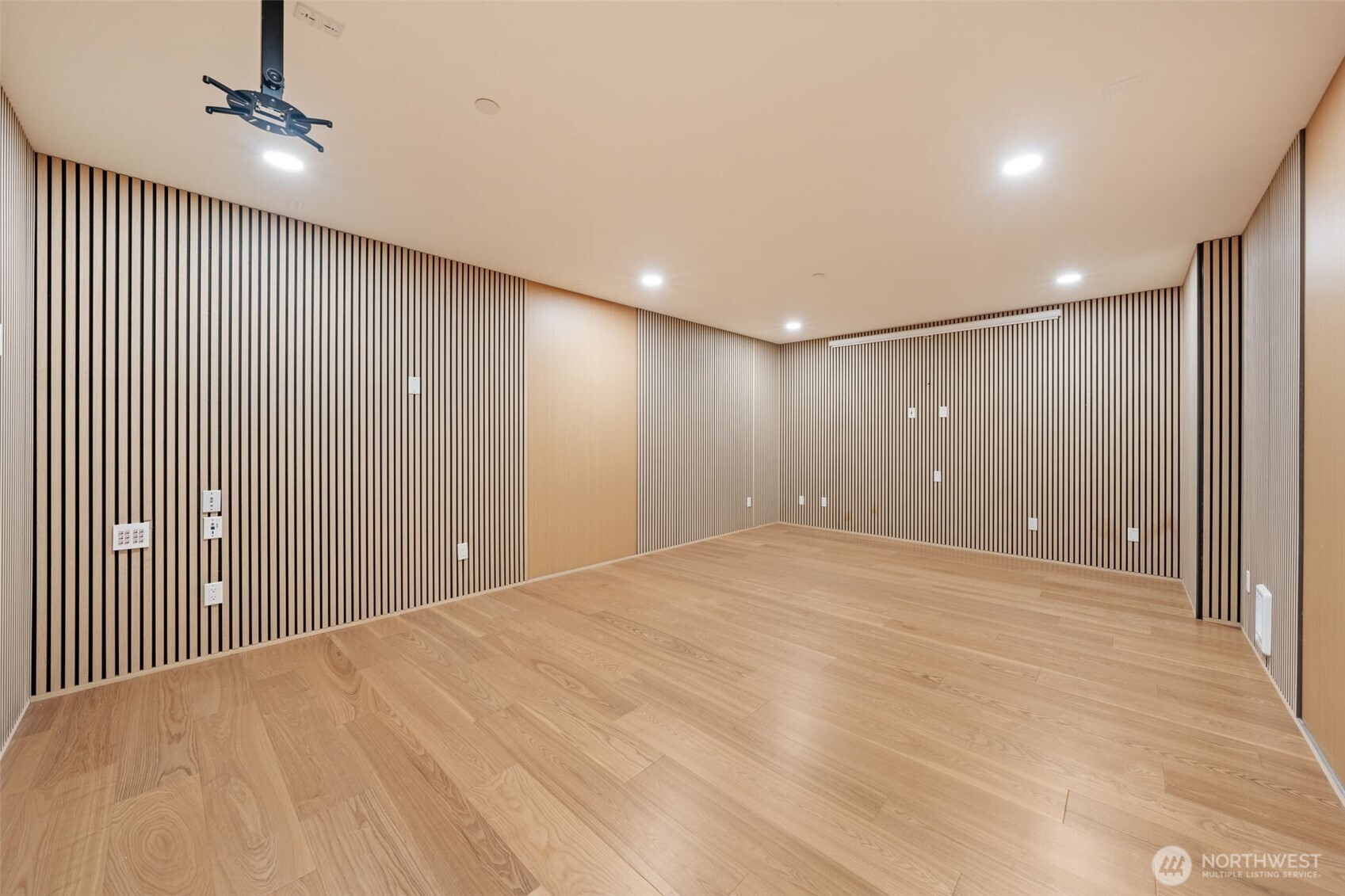 7905 240th Street SW