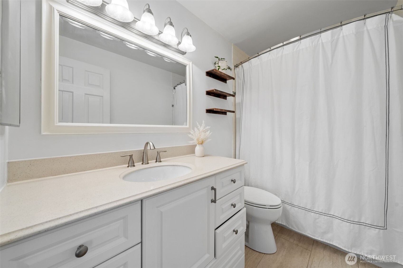 65 Kirkland Avenue Unit: 202