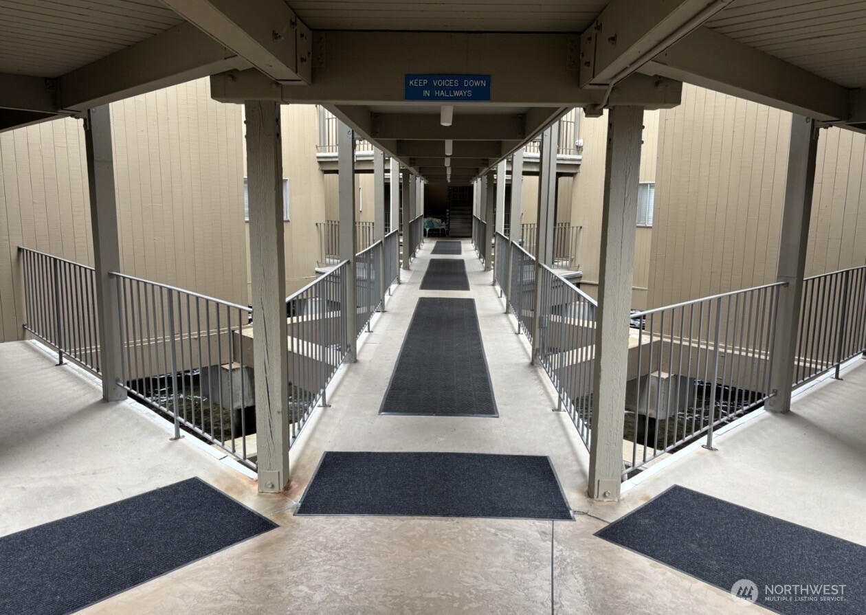 65 Kirkland Avenue Unit: 202