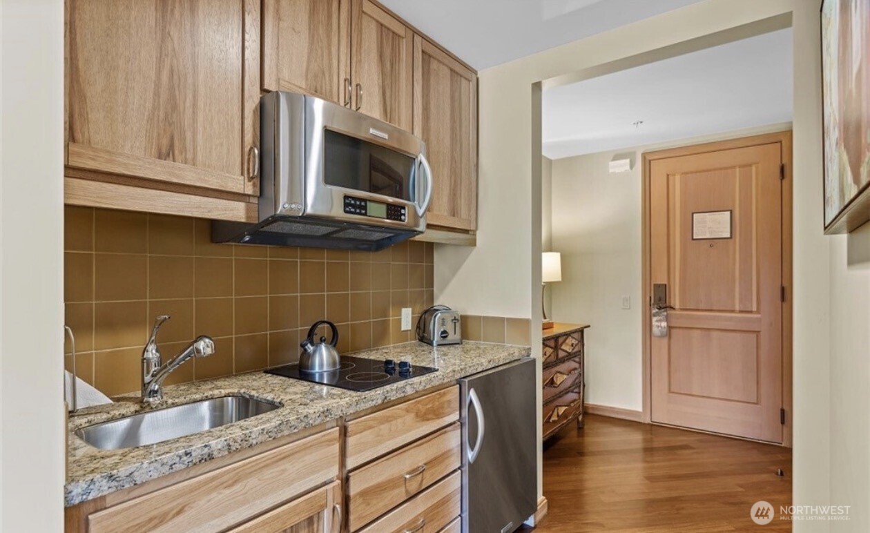 3600 Suncadia Trail Unit: 2068