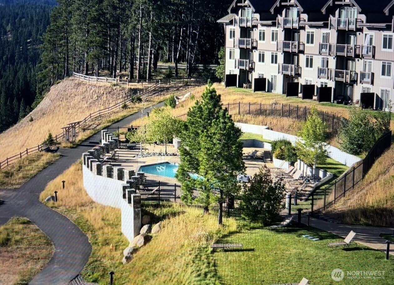 3600 Suncadia Trail Unit: 2068