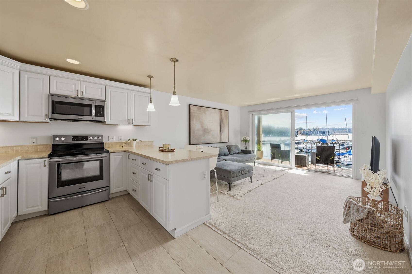 65 Kirkland Avenue Unit: 202