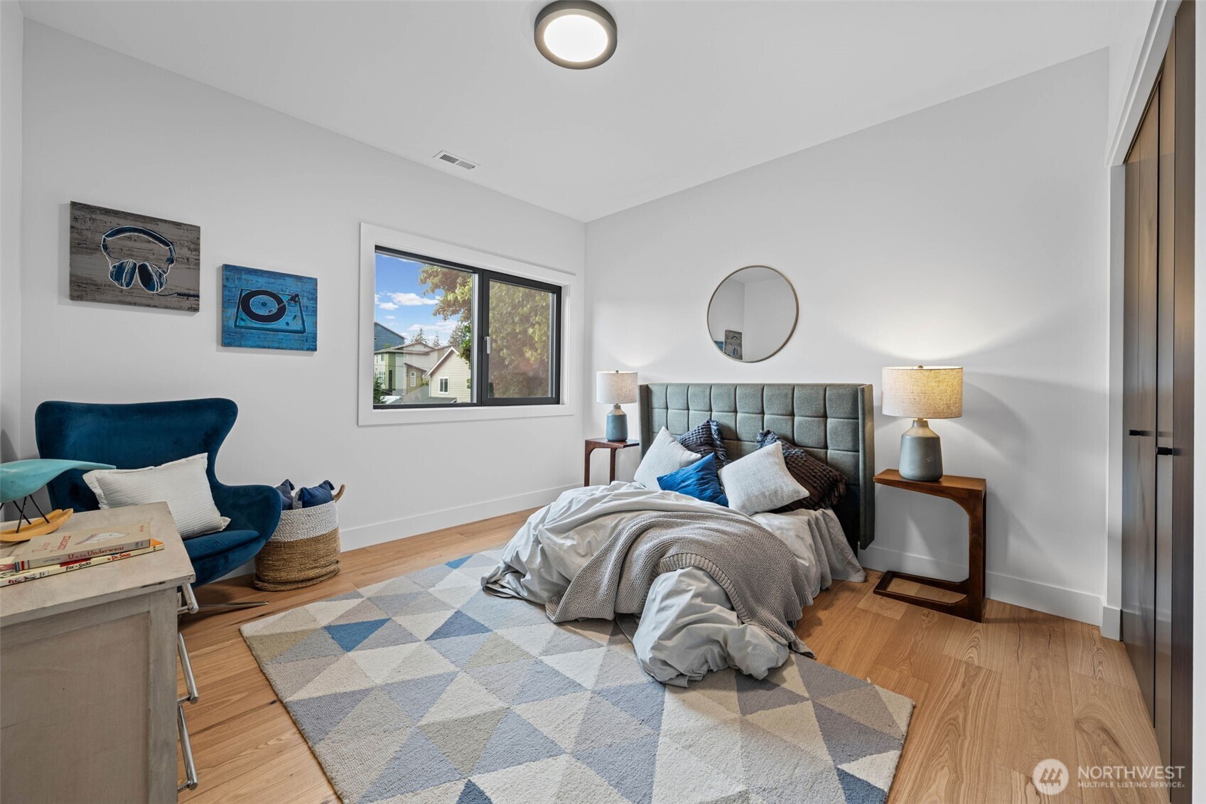 1219 158th Place SW