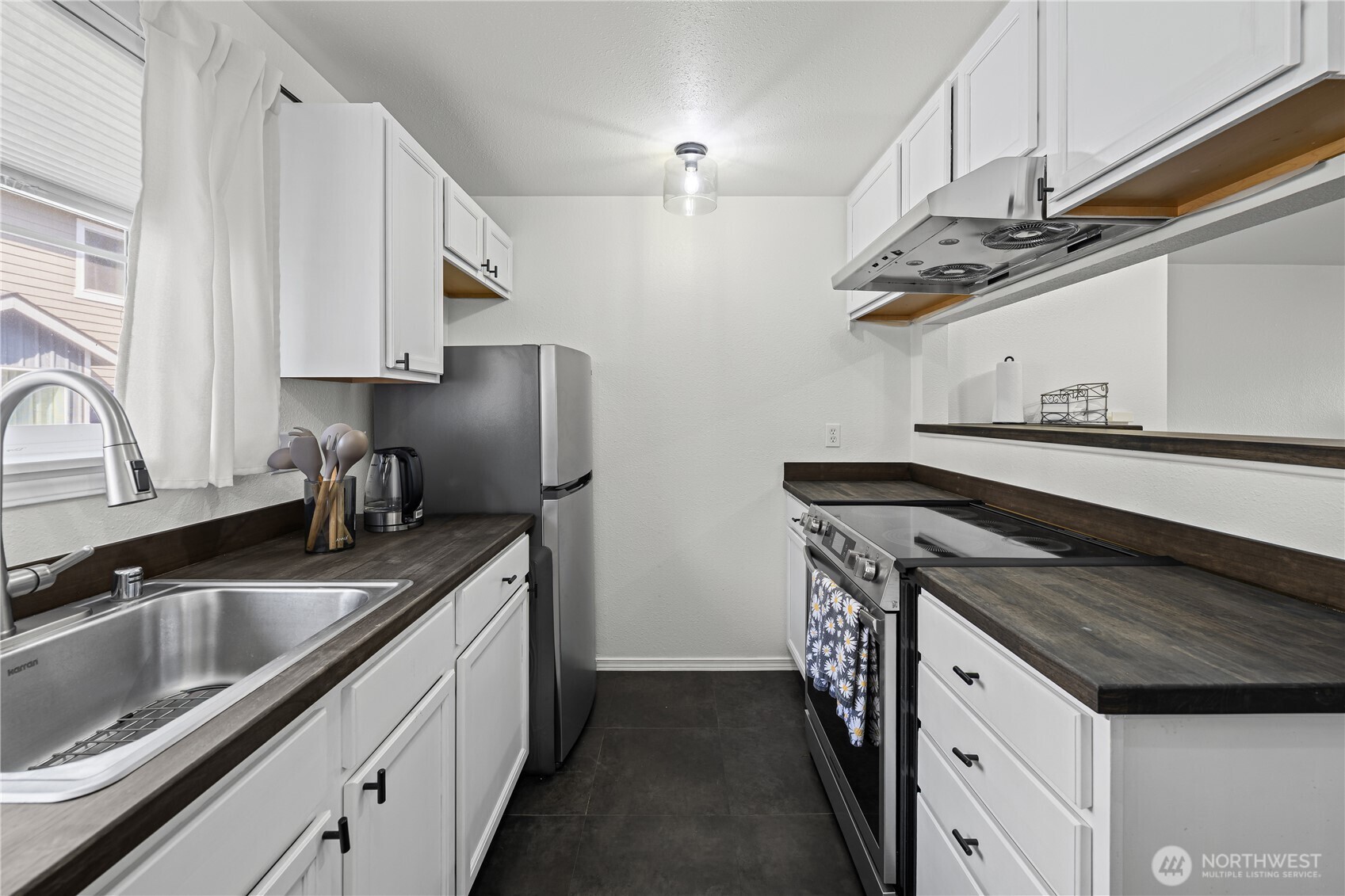 1132 N 198th Street Unit: C302