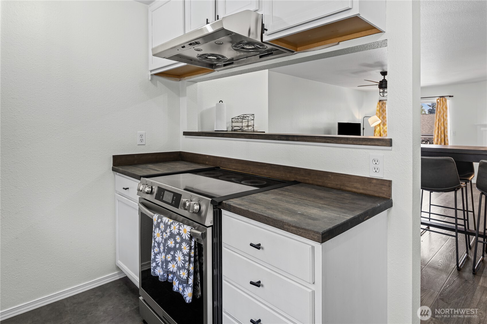 1132 N 198th Street Unit: C302