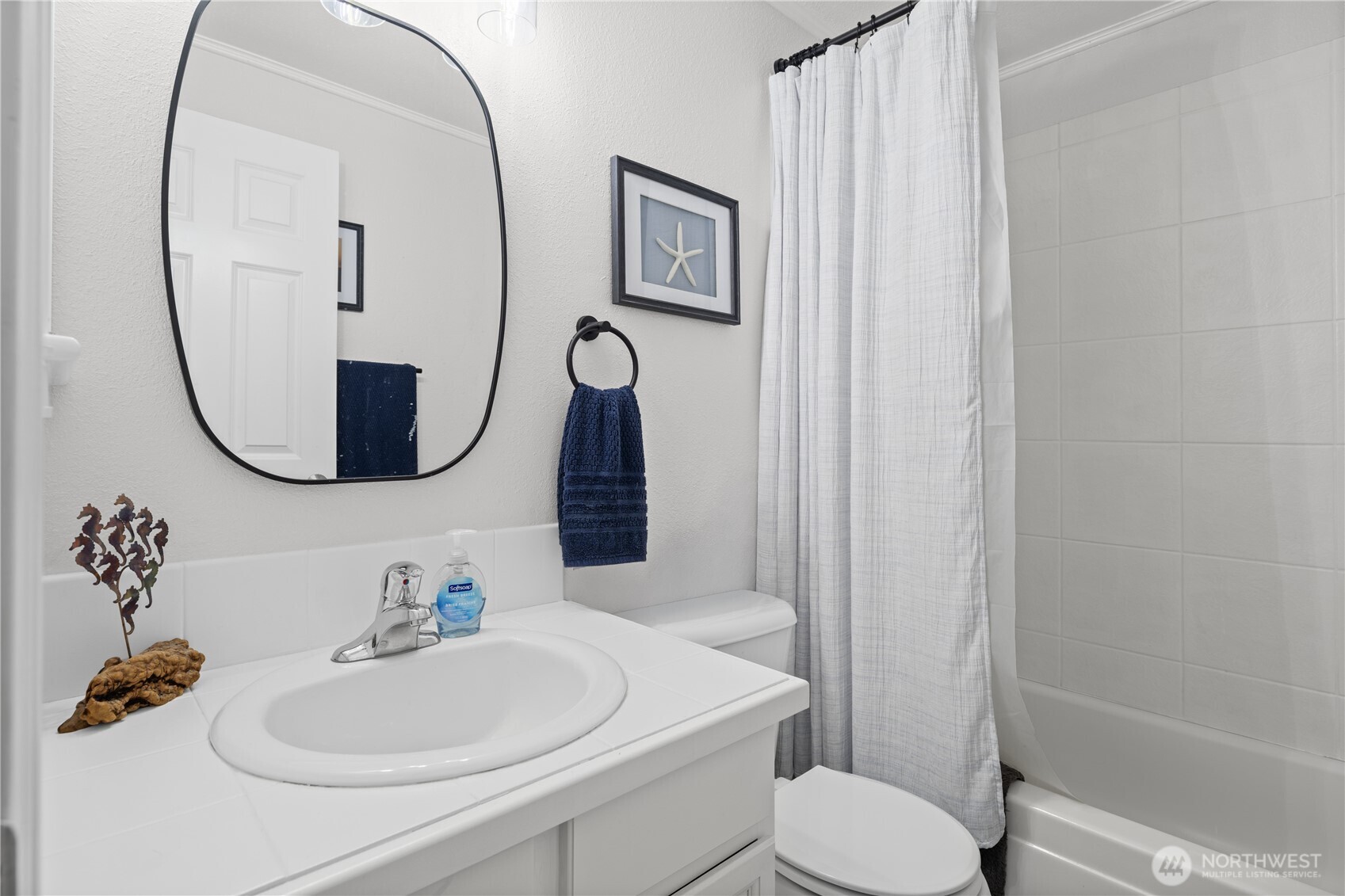1132 N 198th Street Unit: C302