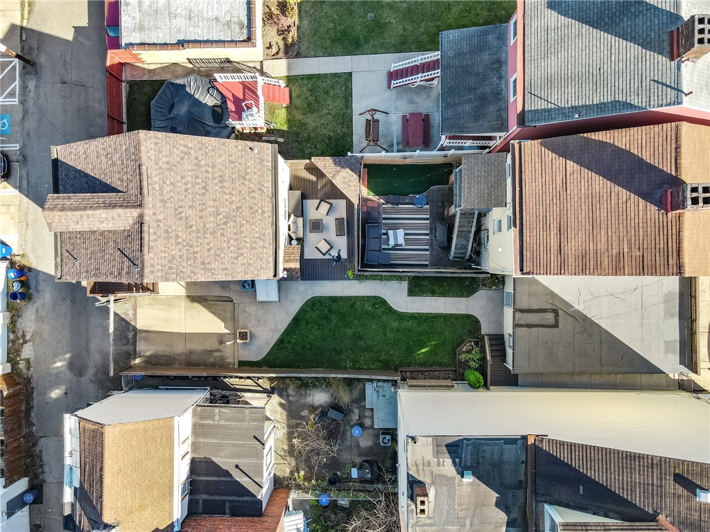 5423 Carnegie Str.