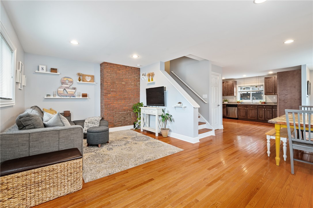5423 Carnegie Str.