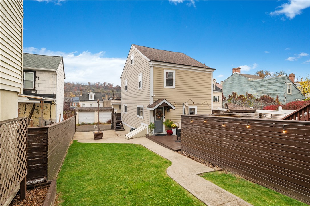 5423 Carnegie Str.