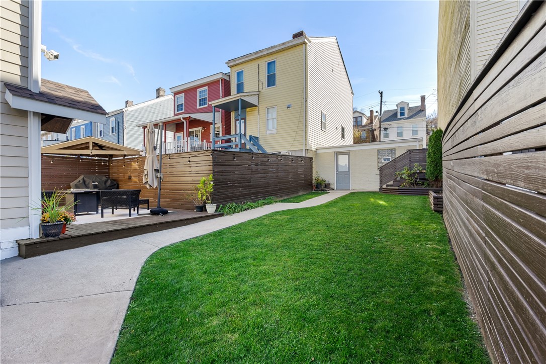 5423 Carnegie Str.