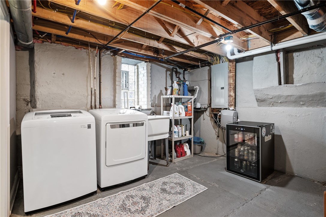 5423 Carnegie Str.