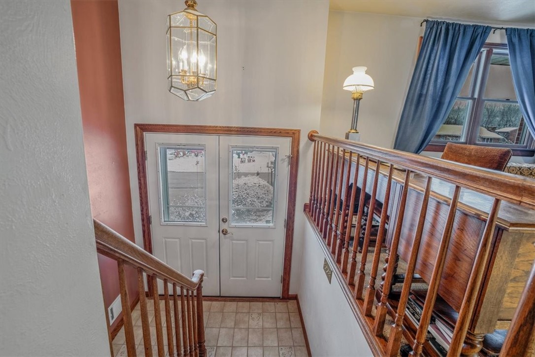 29 Farmcrest Dr