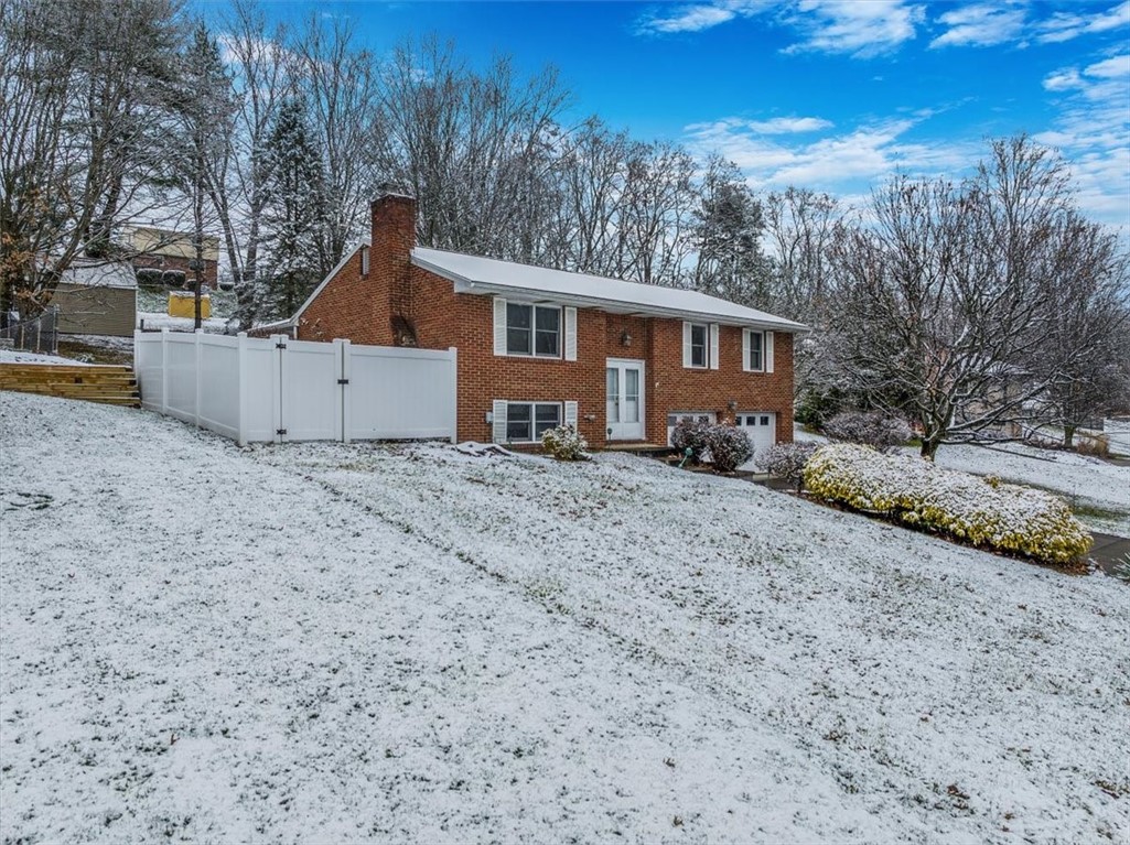 29 Farmcrest Dr