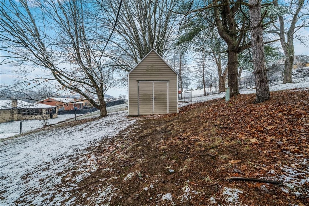 29 Farmcrest Dr