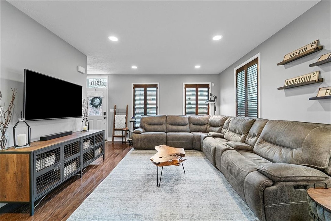 1510 Federal
