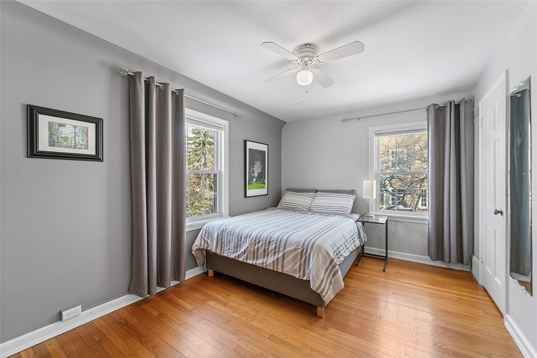 1010 SUMMER PLACE