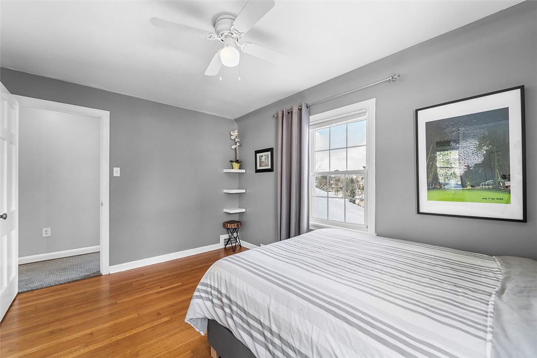 1010 SUMMER PLACE