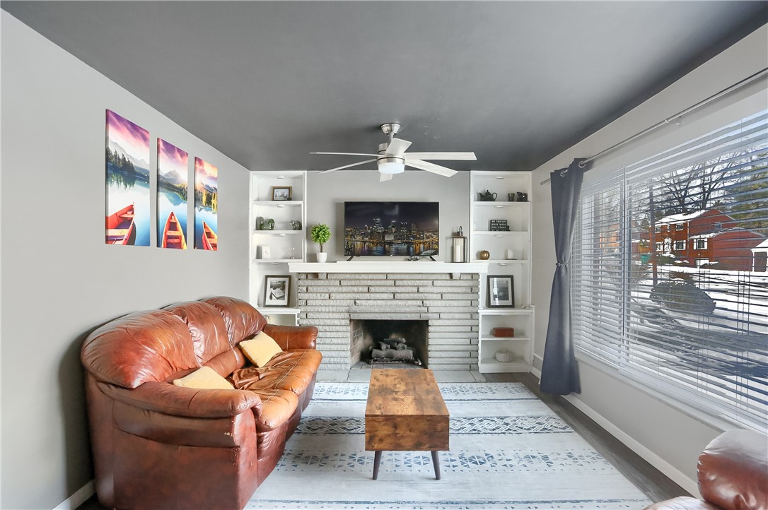 1507 Williamsburg Pl