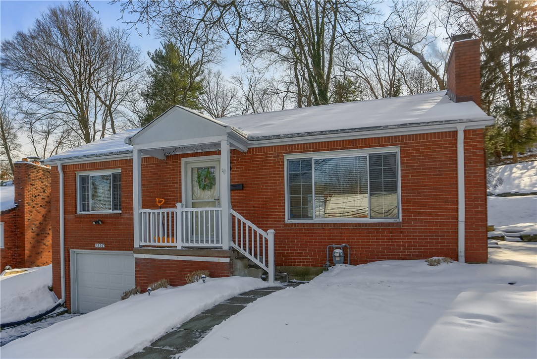 1507 Williamsburg Pl