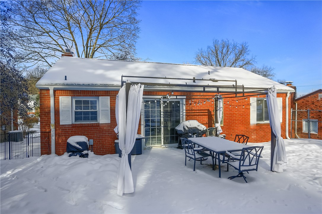 1507 Williamsburg Pl