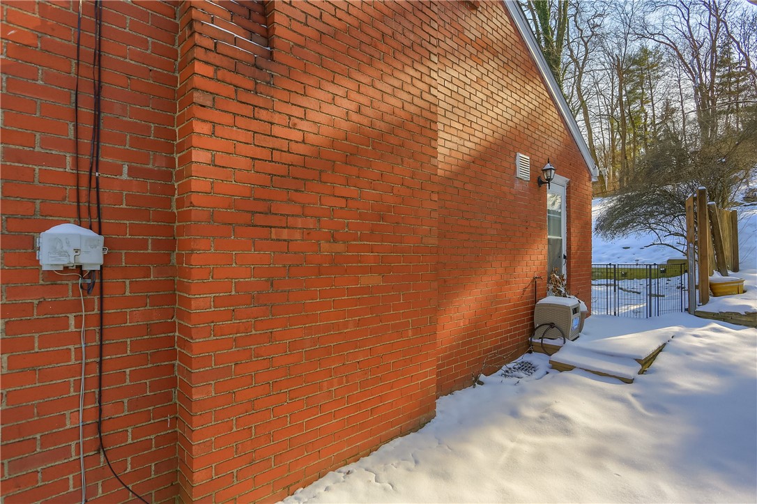 1507 Williamsburg Pl