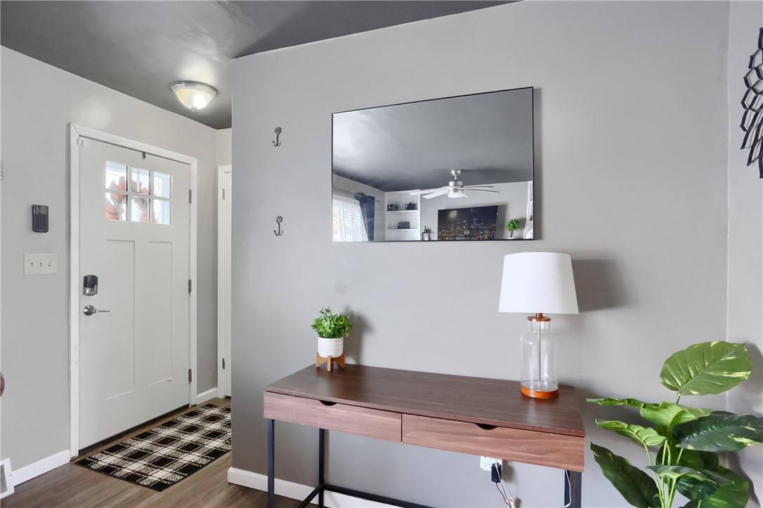 1507 Williamsburg Pl