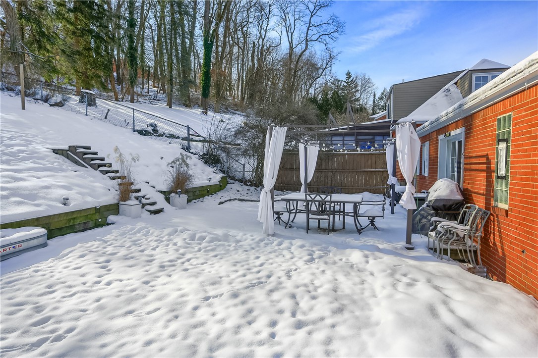 1507 Williamsburg Pl