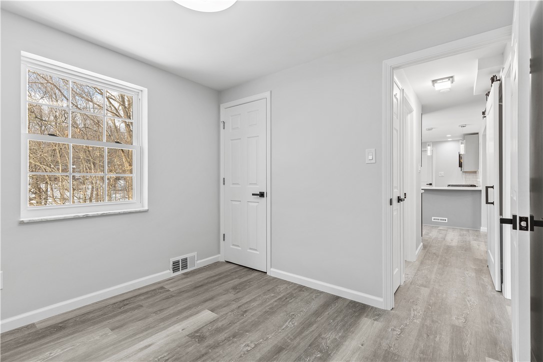 158 Spring Grove Rd