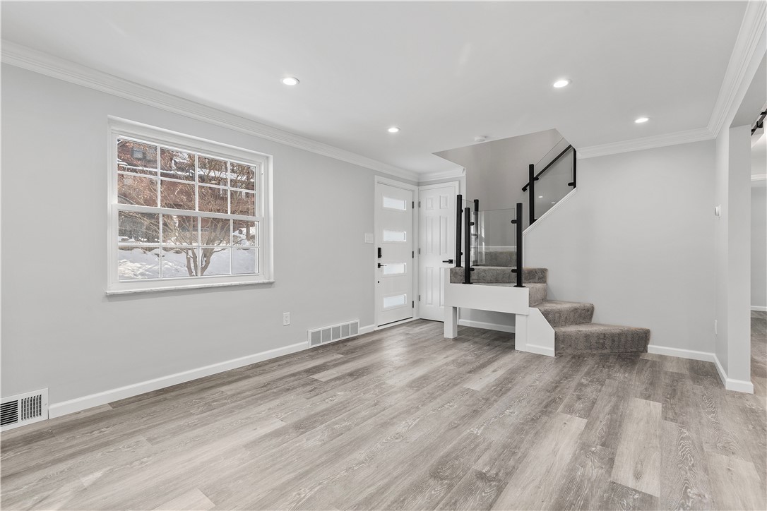 158 Spring Grove Rd