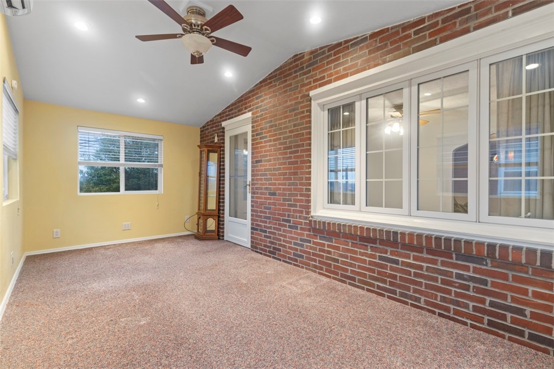 148 W Brentridge Ave
