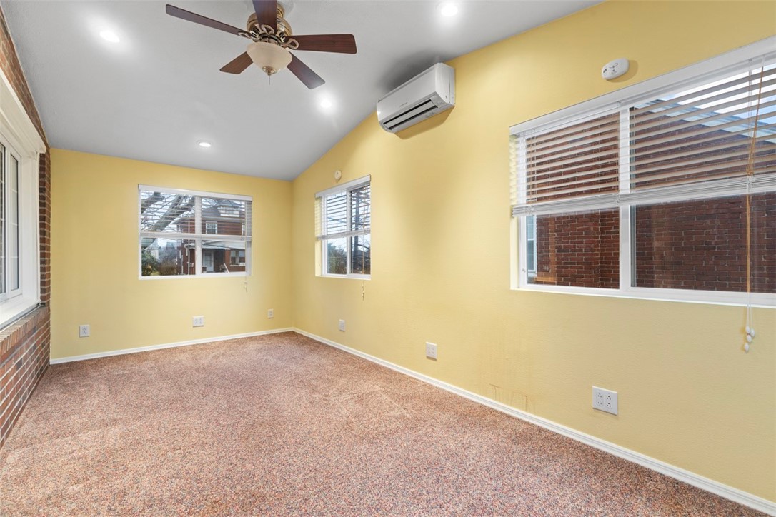 148 W Brentridge Ave