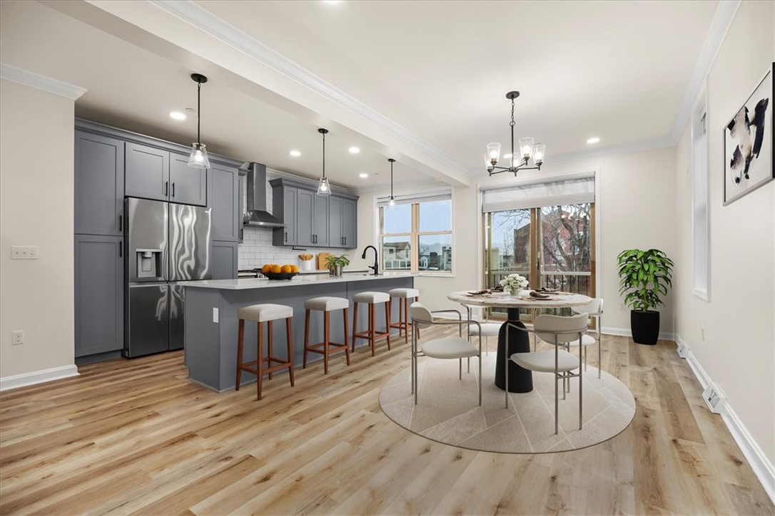 1611 Buena Vista St