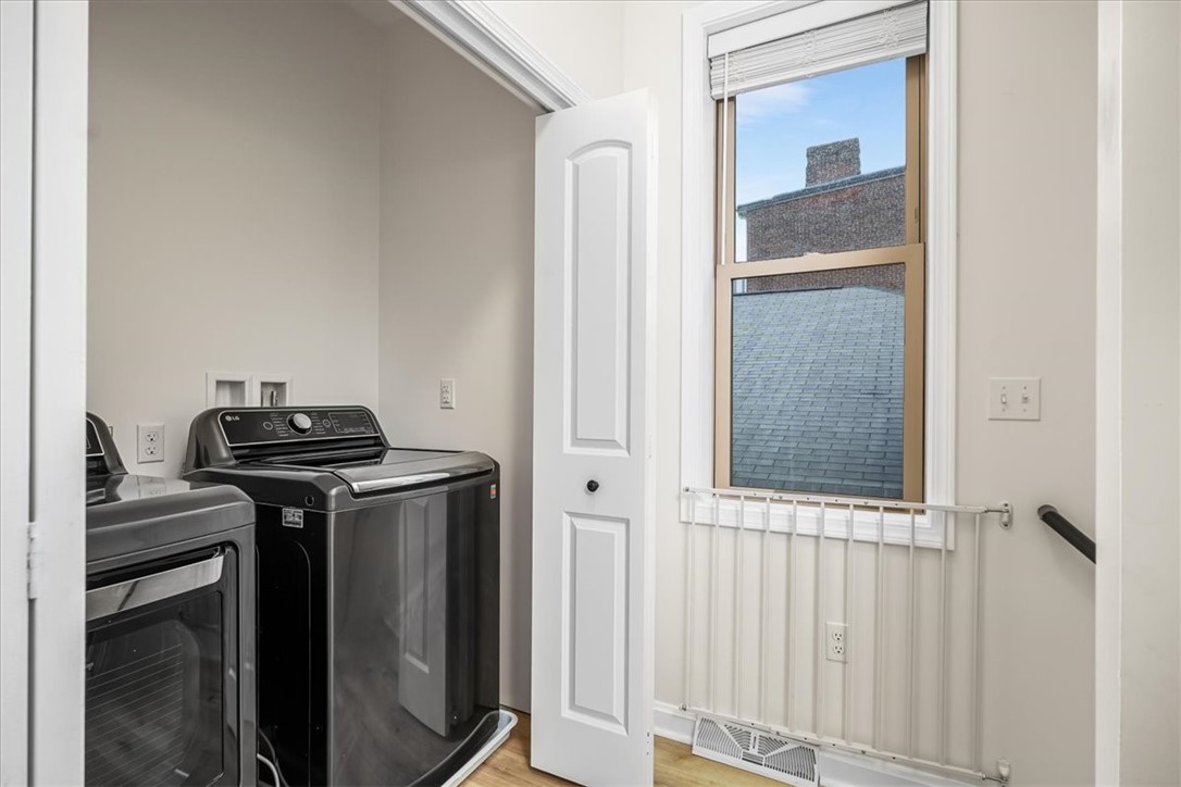 1611 Buena Vista St