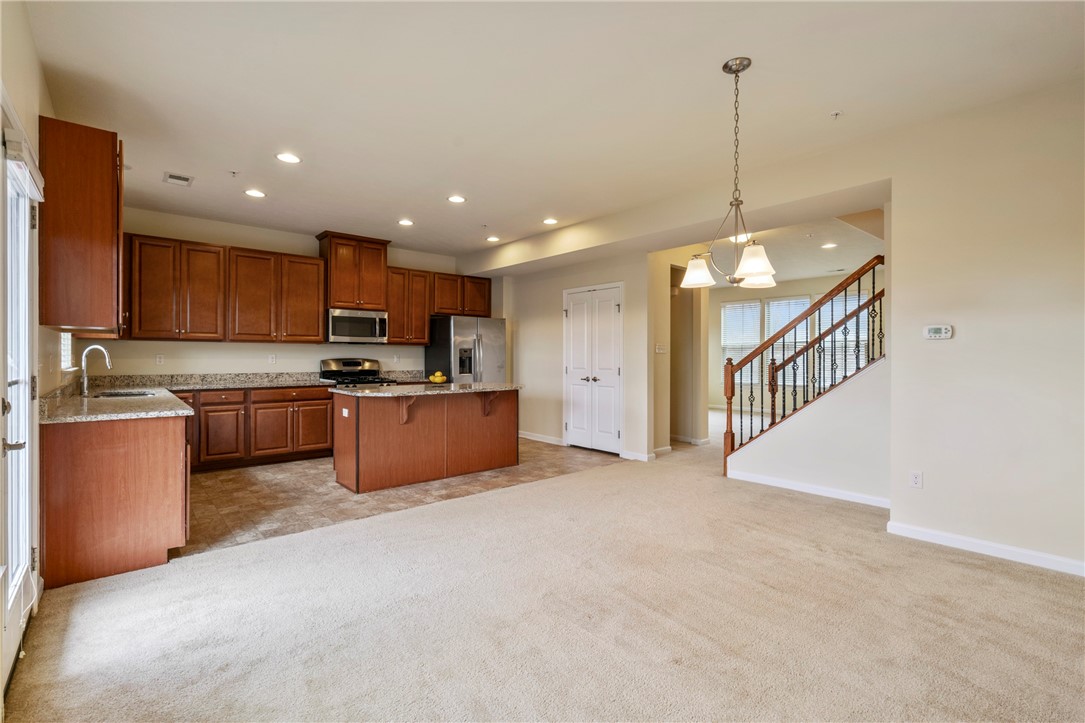 858 Beacon Lane