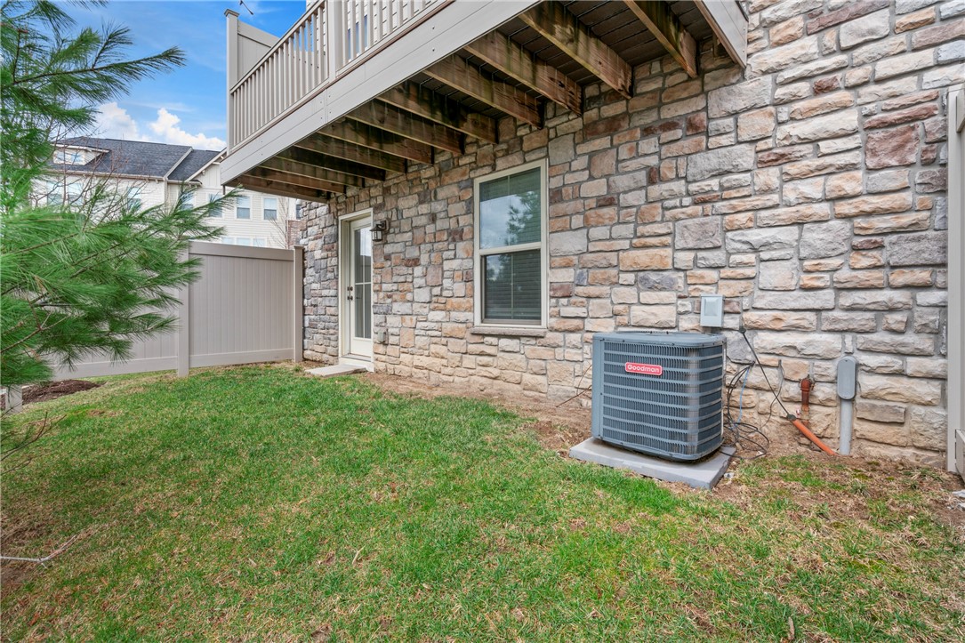 858 Beacon Lane