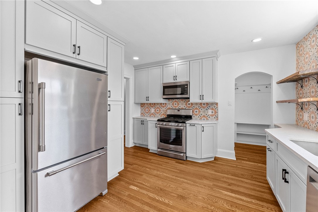 2401 Sylvania Dr