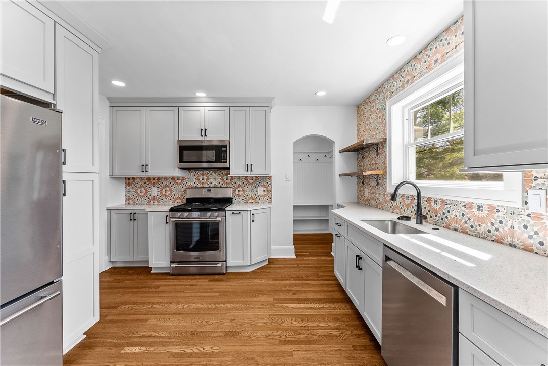 2401 Sylvania Dr
