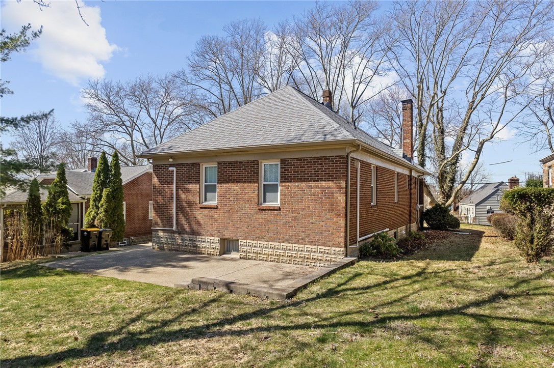 2401 Sylvania Dr