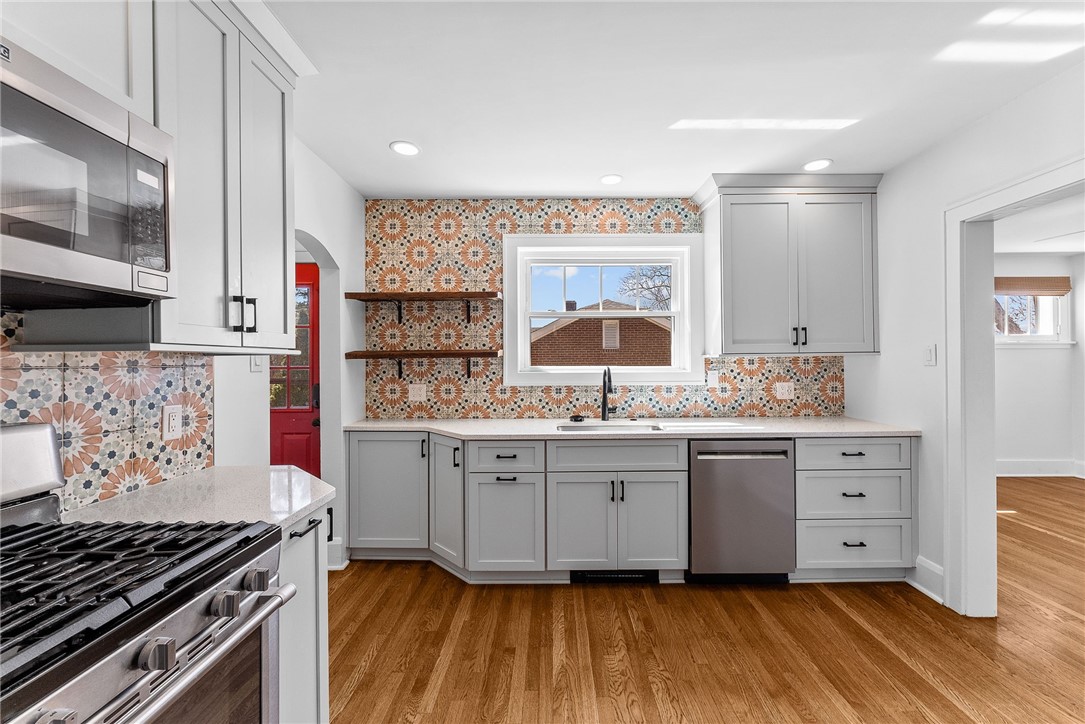 2401 Sylvania Dr
