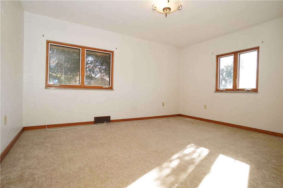 831 Baldwin
