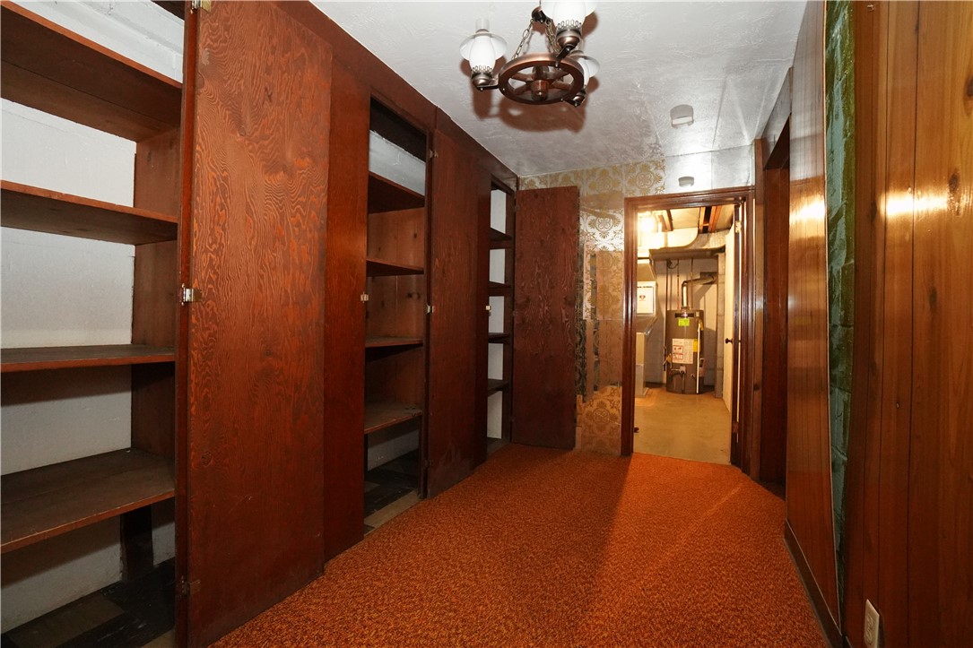 831 Baldwin