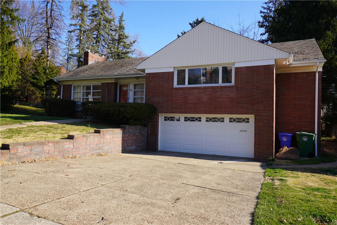 831 Baldwin