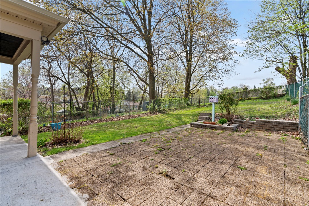 1205 Peermont Ave