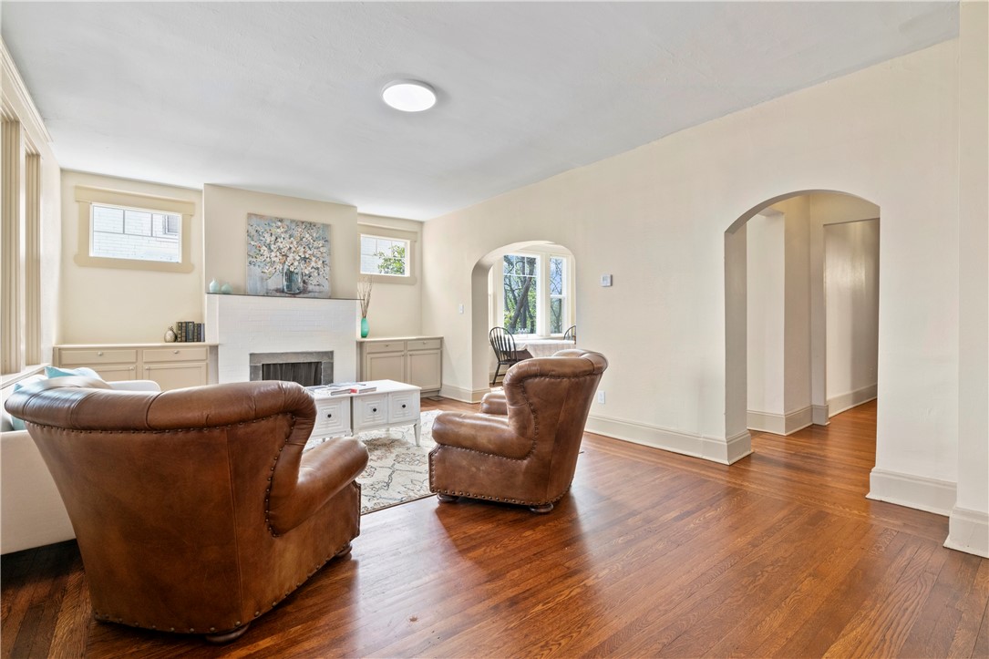 1205 Peermont Ave