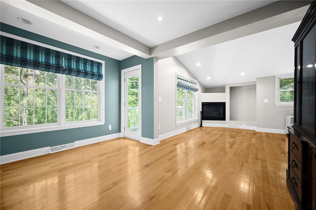 371 Highland Rd